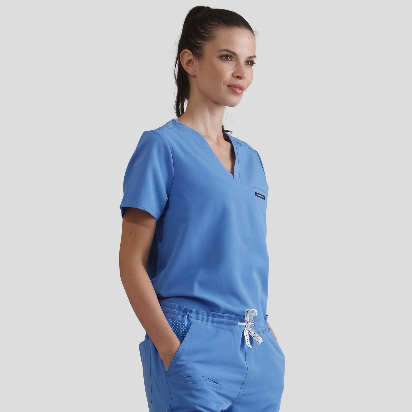 Bari 1-Pocket Scrub Top